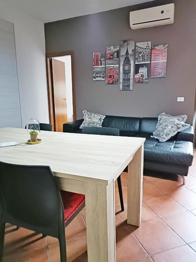 Il Fortino Flats Apartment Catania Luaran gambar